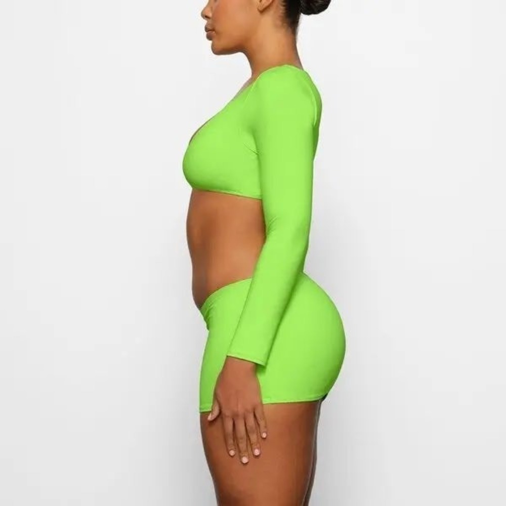 SKIMS Recycled Swim Long Sleeve Shrug in Neon Green, Women's Size 4X, NWT - Picture 3 of 16